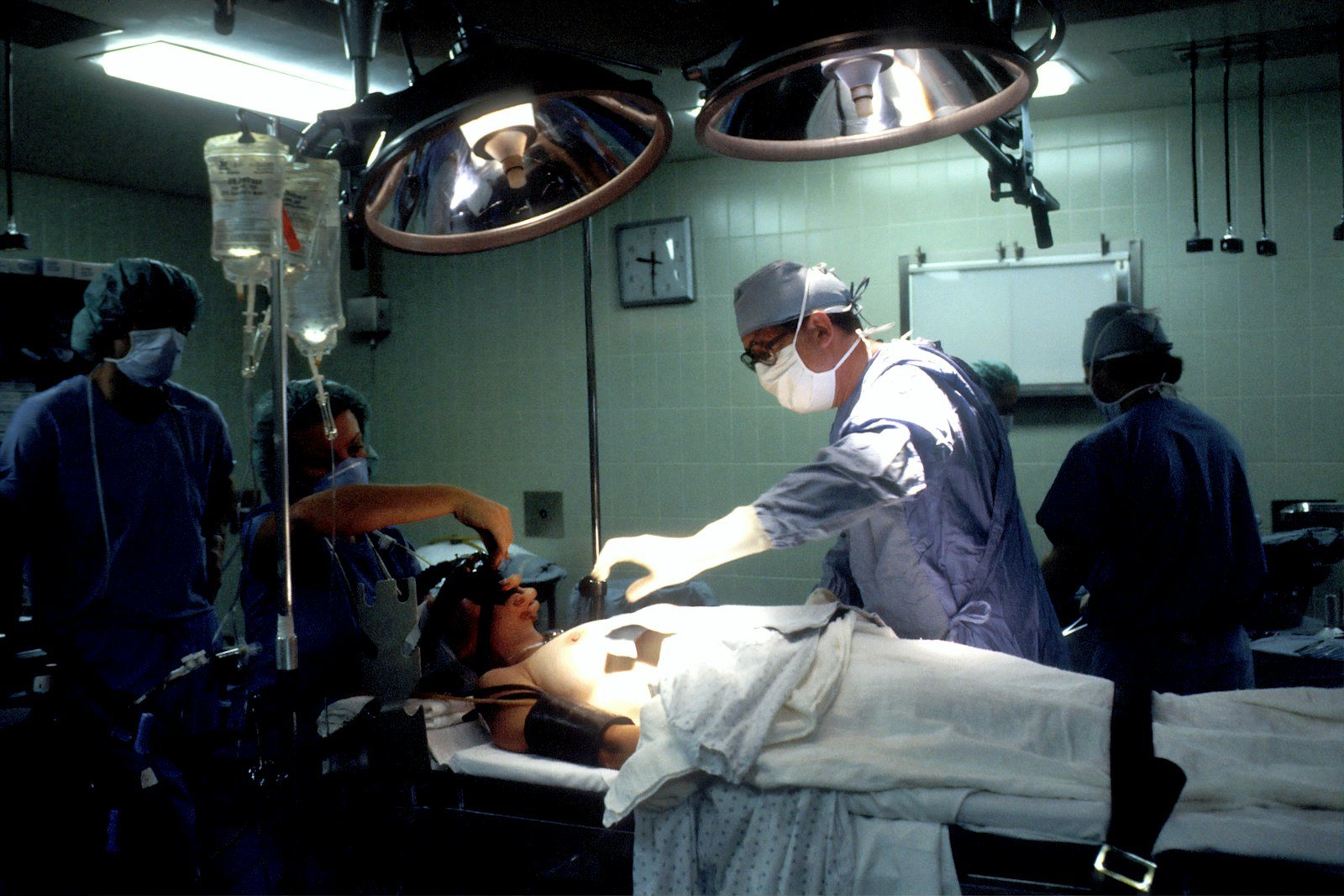 Surgical lighting in an operating room